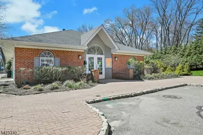 111 Raintree Ln #111, Mahwah, NJ 07430 - Photo 13