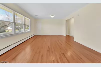 16 Lingert Ave, Clinton, NJ 08809 - Photo 5