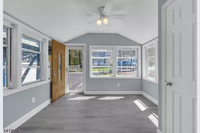 28 Oriole Rd, Jefferson Township, NJ 07438 - Photo 5