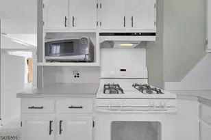 28 Oriole Rd, Jefferson Township, NJ 07438 - Photo 15