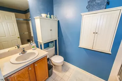 366 Cambridge Dr, Butler, NJ 07405 - Photo 19