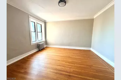 17 Elwood Pl Apt #305, Newark, NJ 07104 - Photo 3