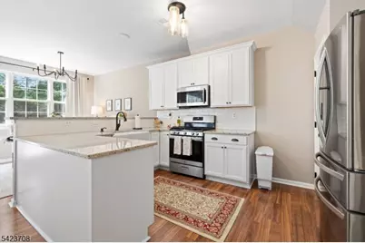 8 Scarlet Oak Dr, Montgomery Township, NJ 08540 - Photo 11