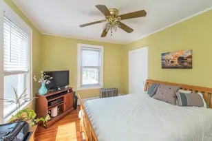 32 Irving St, Montclair, NJ 07042 - Photo 17