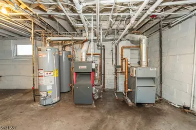 32 Irving St, Montclair, NJ 07042 - Photo 19