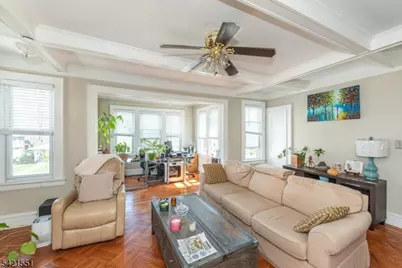 32 Irving St, Montclair, NJ 07042 - Photo 5