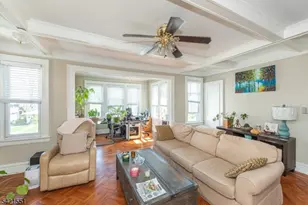 32 Irving St, Montclair, NJ 07042 - Photo 5