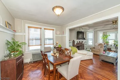 32 Irving St, Montclair, NJ 07042 - Photo 9