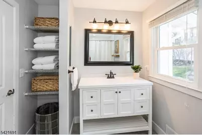 4 Valley View Rd, Chester, NJ 07930 - Photo 19