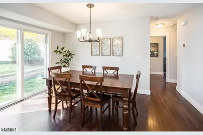 4 Valley View Rd, Chester, NJ 07930 - Photo 9