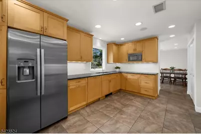 20 Cedar Grove Rd, Clinton Township, NJ 08801 - Photo 11