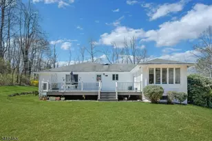 55 Carlton Rd, Long Hill Township, NJ 07946 - Photo 31