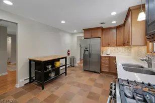 55 Carlton Rd, Long Hill Township, NJ 07946 - Photo 11