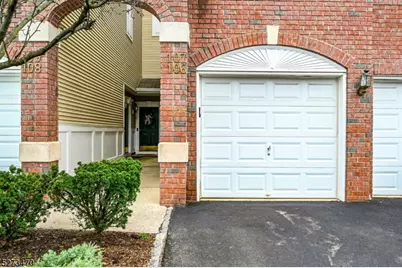 106 Rock Creek Dr, Clifton, NJ 07014 - Photo 3