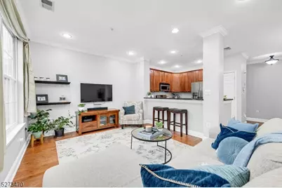 106 Rock Creek Dr, Clifton, NJ 07014 - Photo 13