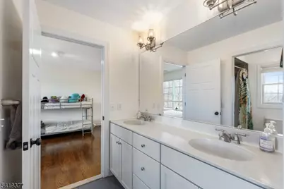 2 Himsl Ct, West Orange Township, NJ 07052 - Photo 31