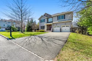 2 Himsl Ct, West Orange Township, NJ 07052 - Photo 5