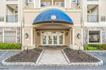 1107 Wickham Ter #374, Clifton, NJ 07013 - Photo 27