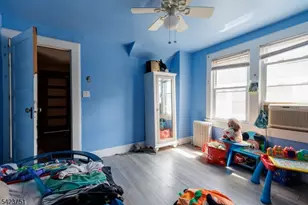 427 Robins St, Roselle, NJ 07203 - Photo 27