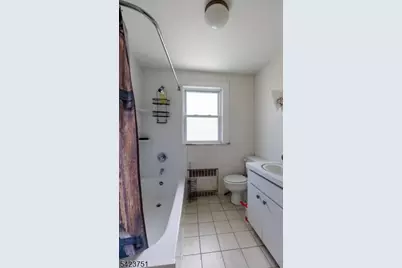 427 Robins St, Roselle, NJ 07203 - Photo 31