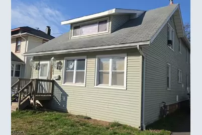 427 Robins St, Roselle, NJ 07203 - Photo 1
