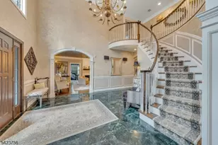 11 Baltusrol Way, Bernards Township, NJ 07931 - Photo 5