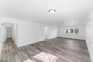 23 Renaissance Dr, Clifton, NJ 07013 - Photo 3