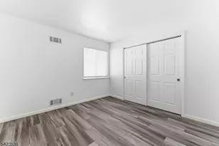 23 Renaissance Dr, Clifton, NJ 07013 - Photo 7