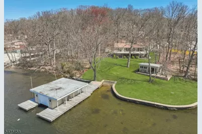 201 S New Jersey Ave, Jefferson Township, NJ 07849 - Photo 1