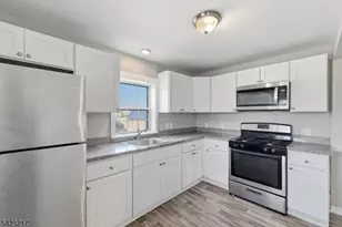 131 La Monte Ave, Bound Brook, NJ 08805 - Photo 13