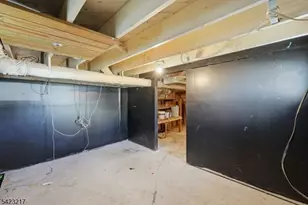 131 La Monte Ave, Bound Brook, NJ 08805 - Photo 21