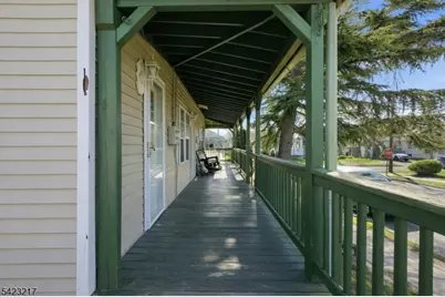 131 La Monte Ave, Bound Brook, NJ 08805 - Photo 7