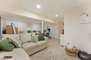 191 E 9th St, Clifton, NJ 07011 - Photo 25