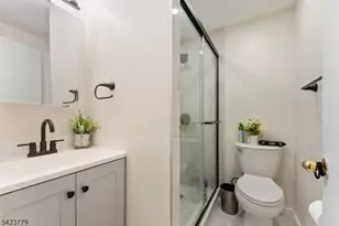 191 E 9th St, Clifton, NJ 07011 - Photo 19