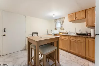 191 E 9th St, Clifton, NJ 07011 - Photo 23