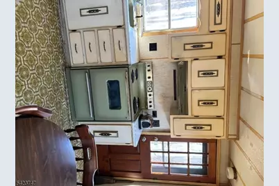 10 Watergate Dr, High Bridge, NJ 08829 - Photo 11