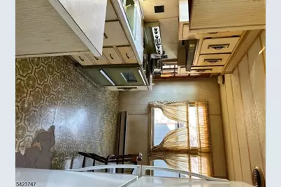 10 Watergate Dr, High Bridge, NJ 08829 - Photo 7