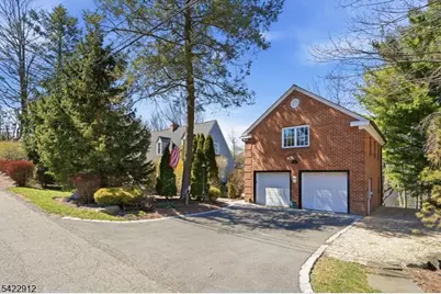 173 Point Breeze Dr, West Milford, NJ 07421 - Photo 29