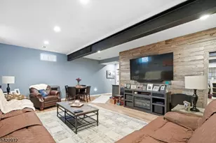 173 Point Breeze Dr, West Milford, NJ 07421 - Photo 19