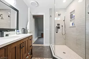 173 Point Breeze Dr, West Milford, NJ 07421 - Photo 15