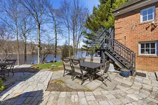 173 Point Breeze Dr, West Milford, NJ 07421 - Photo 27