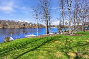 173 Point Breeze Dr, West Milford, NJ 07421 - Photo 27