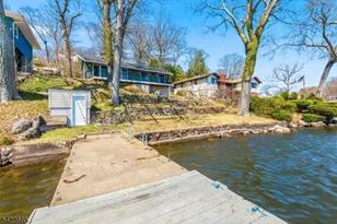 38 Ithanell Rd, Hopatcong, NJ 07843 - Photo 27