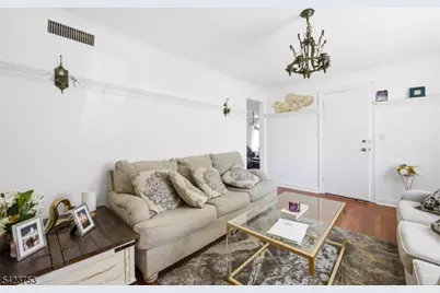 1296 Magie Ave, Elizabeth, NJ 07208 - Photo 3