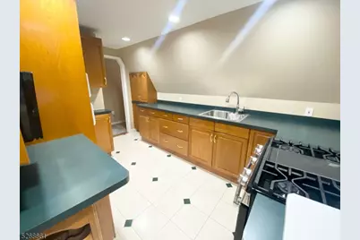 21 Columbus St #2, Bloomfield, NJ 07003 - Photo 17