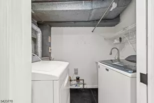 27 Meadowview Rd, Bernards Township, NJ 07920 - Photo 9