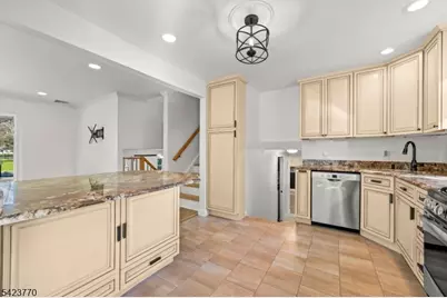 27 Meadowview Rd, Bernards Township, NJ 07920 - Photo 1