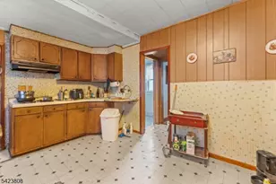 101 Reid Ave, Passaic, NJ 07055 - Photo 7