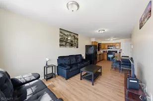 1049 Lafayette St, Elizabeth, NJ 07201 - Photo 5