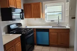 10 Westcott St, Bloomfield, NJ 07003 - Photo 3